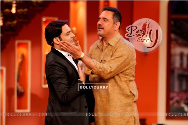 Boman Irani and Kapil on Comedy Nights With Kapil