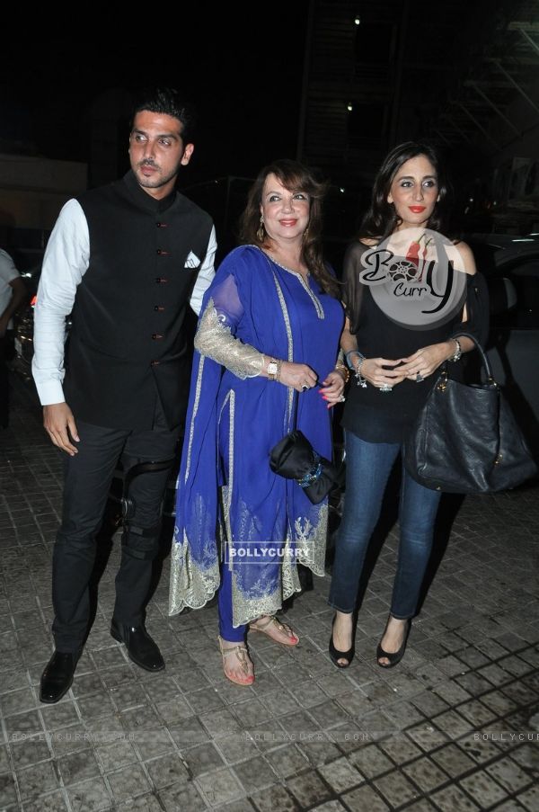 Zayed Khan with his family were at the Screening of Main Tera Hero