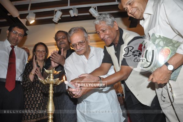Gulzar and Rajendra Gupta inaugrate Epic on Rock Shelters painting Exhibition