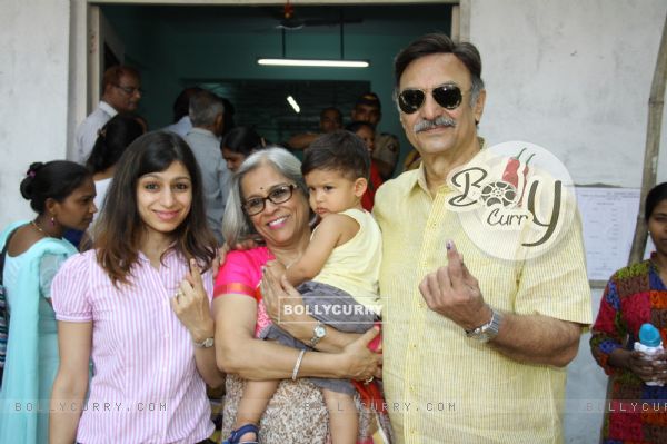 Bollywood arrives to vote at polling stations in Mumbai