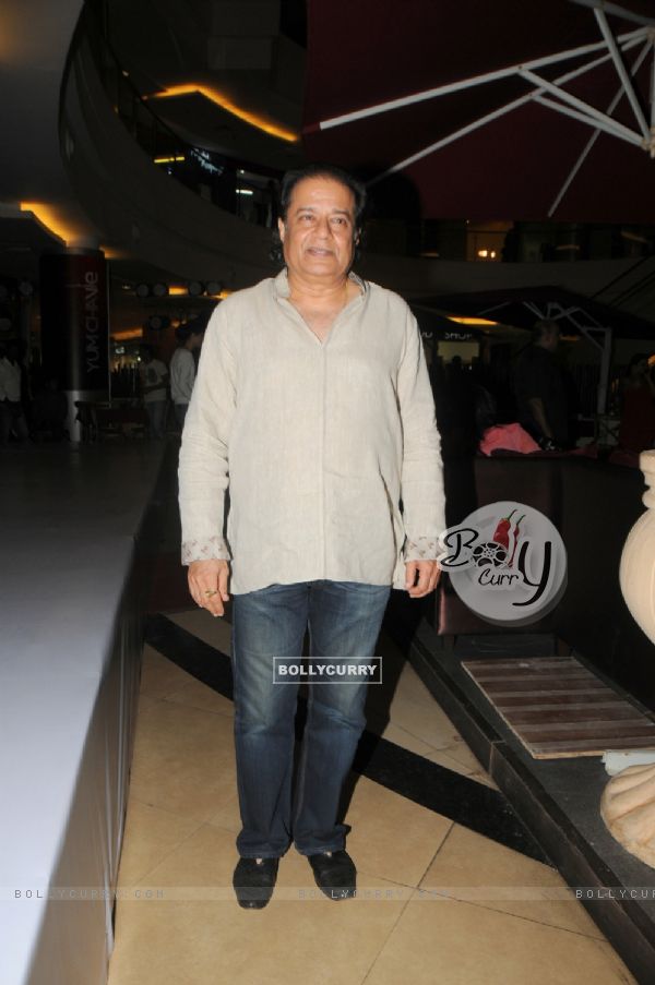 Anup Jalota at the Launch of Signature Collection of Earth 21