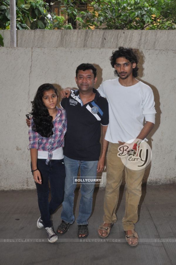 Ken Ghosh with his children at the Special Screening of Hawaa Hawaai