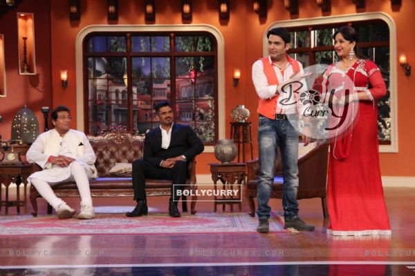 Promotion of Koelaachal at Comedy Nights With Kapil