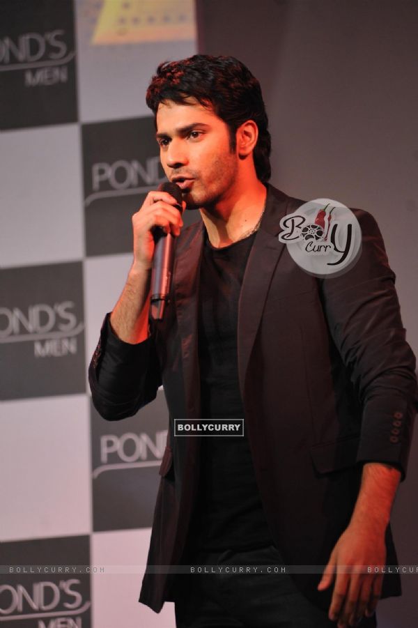 Varun Dhawan Launches the latest innovation in skincare for men in India by Pond's