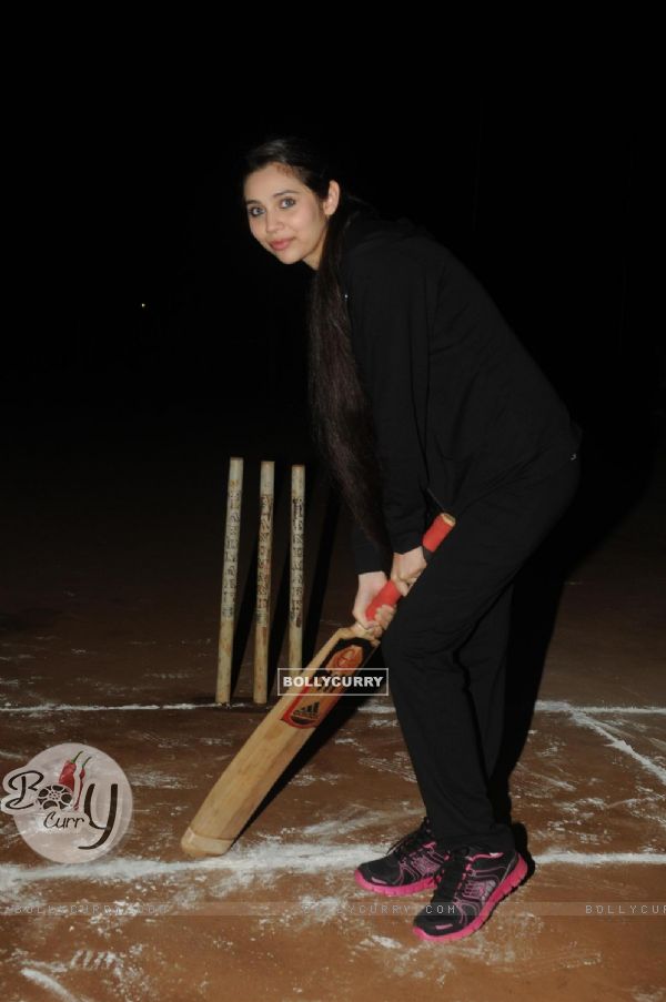Sasha Agha was at the Cricket Match between Singers and the Cast of 'Desi Katte'