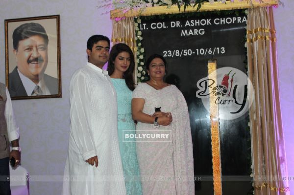 Priyanka with her brother and mother at the Inauguration of the Lt. Col Dr. Ashok Chopra Marg