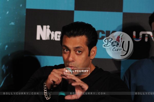 Salman Khan at the Trailer Launch of 'Kick' (322191)