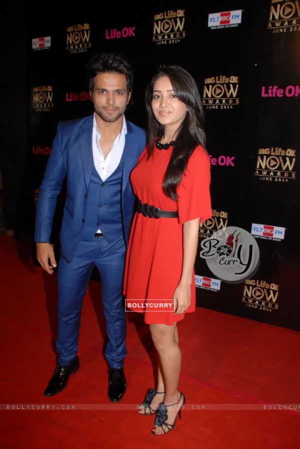 Rithvik Dhanjan and Asha Negi at Life OK Now Awards .