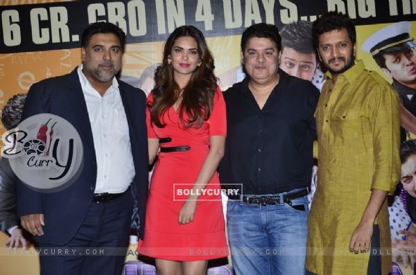Success Party of Humshakals (323176)