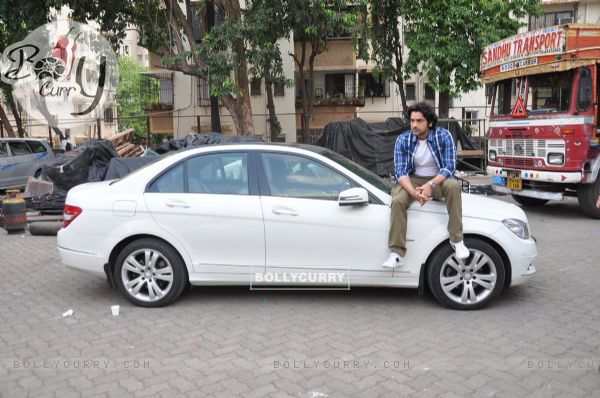 Arjan Bajwa at the Promotions of Bobby Jasoos (323323)