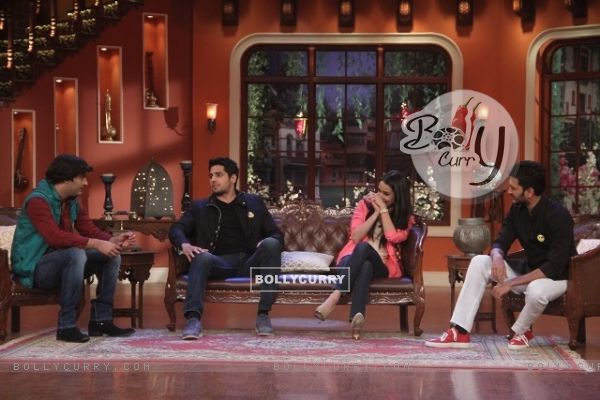 Kapil Sharma chats with the cast of Ek Villain on Comedy Nights With Kapil (323416)
