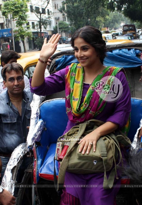 Vidya Balan promotes 'Bobby Jasoos' in Kolkota