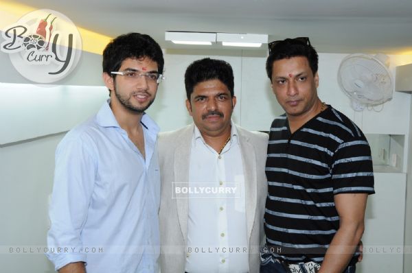 Aditya Thackeray and Madhur Bhandarkar pose with the Hair Designer