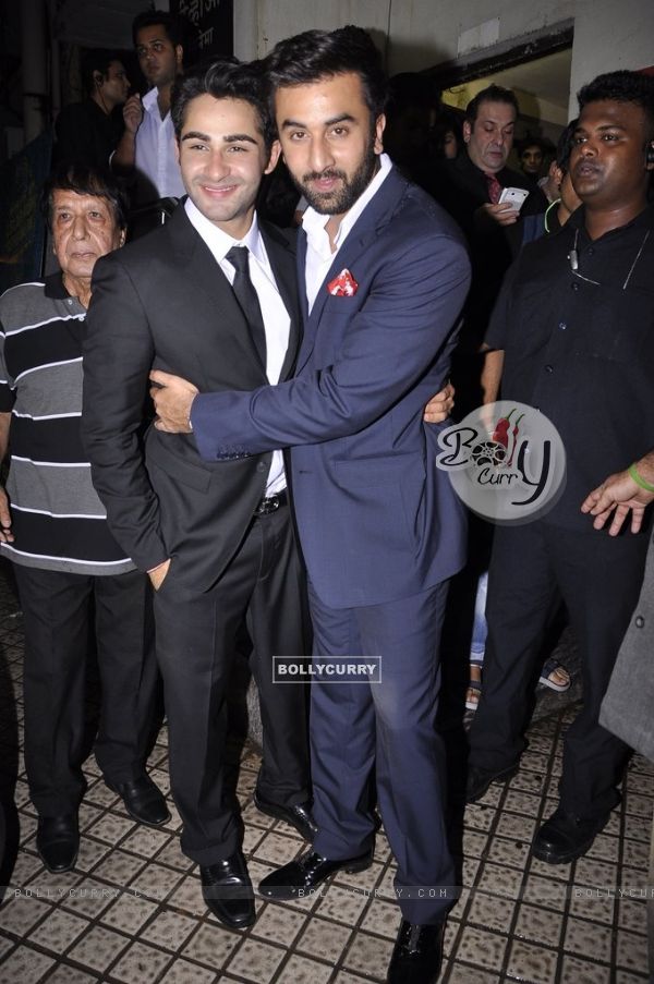 Ranbir Kapoor hugs Armaan Jain at the Special Premier of Lekar Hum Deewana Dil