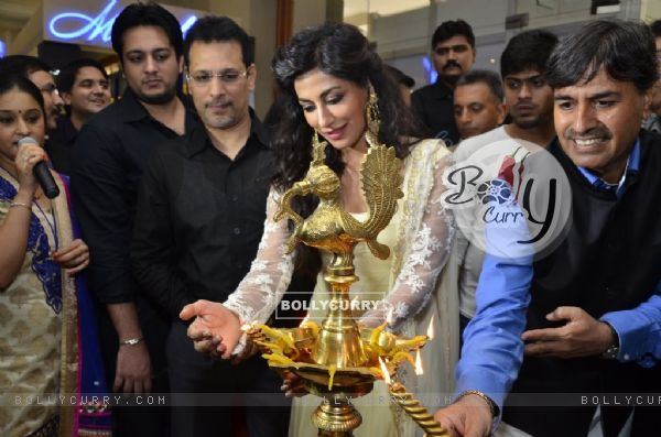 Chitrangda Singh at the opening of Glamour Jewelery Exhibition