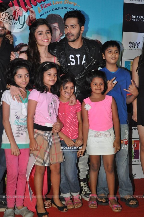Alia and Varun pose with their younger fans at the promotions of Humpty Sharma Ki Dhulania at Rcity