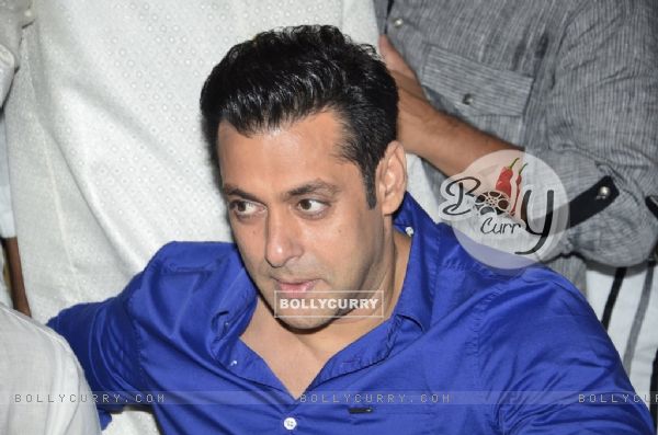 Salman Khan at Baba Siddiqie's Iftar Party