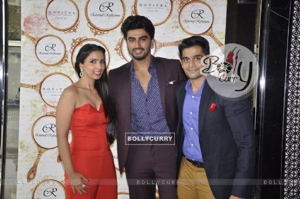 Arjun Kapoor with the representatives of Eternal Reflections