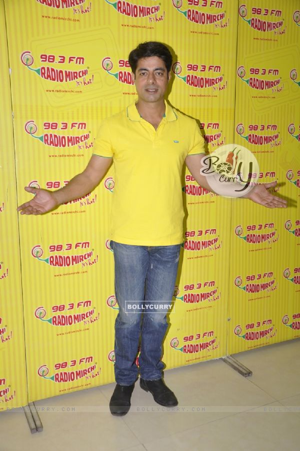 Sushant Singh at the Promotion of Hate Story 2, at Radio Mirchi (325669)