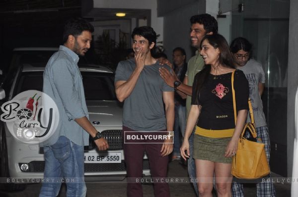 Riteish chats with friends at the Screening of Lai Bhari (325903)
