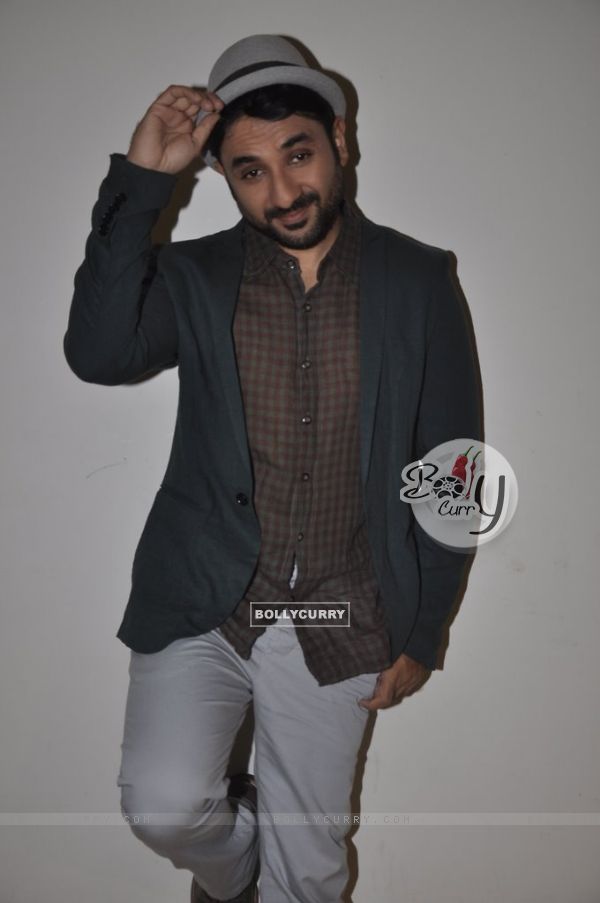 Vir Das poses for the camera at the Promotions of Amit Sahni Ki List