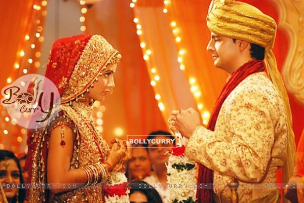 Marriage still of Akshara and Naitik