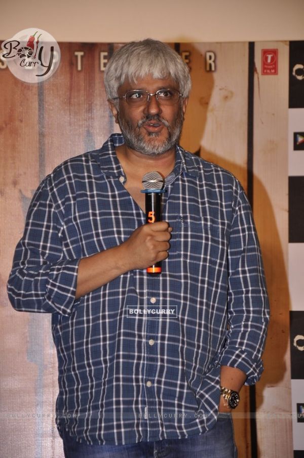 Vikram Bhatt addressing the media at the Trailer Launch of Creature 3D (327286)