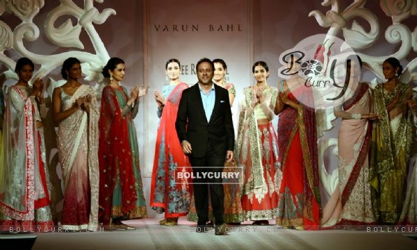 Varun Bahl shows his collection at the Indian Couture Week - Day 3