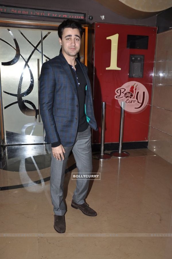Imran Khan at the Premier of Pizza 3D (327543)
