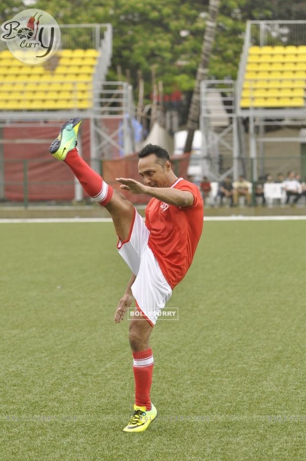 Rahul Bose Preparing himself for football match at Charity Football Match