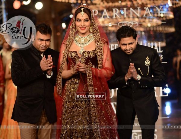 Indian Couture Week - Grand Finale