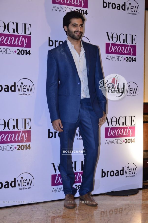 Akshay Oberoi at Vogue Beauty Awards