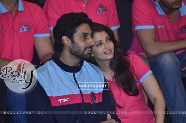 Abhishek and Aishwarya Rai Bachchan at the Pro Kabbadi League