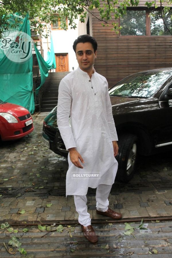 Imran Khan was spotted at Aamir Khan's Eid Celebration
