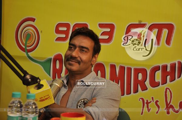 Promotions of Singham Returns on Radio Mirchi 98.3 FM
