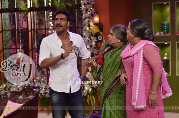 Promotion of Singham Returns on Comedy Nights With Kapil