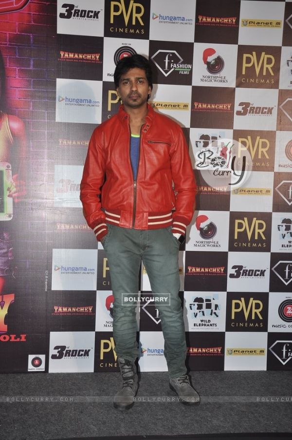 Nikhil Dwivedi poses for the media at the Trailer Launch of Tamanchey (329922)