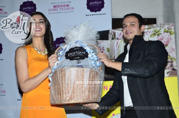 Nargis Fakri Felicitated at the Portico New York, Mission Home Fashion Event