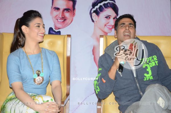 Akshay Kumar was see sharing the movie experiences at the Promotion of Entertainment in South India (330585)