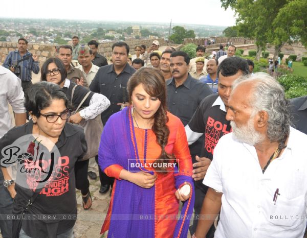 Rani Mukherjee was spotted at the Promotions of Mardaani in Jhansi (330778)