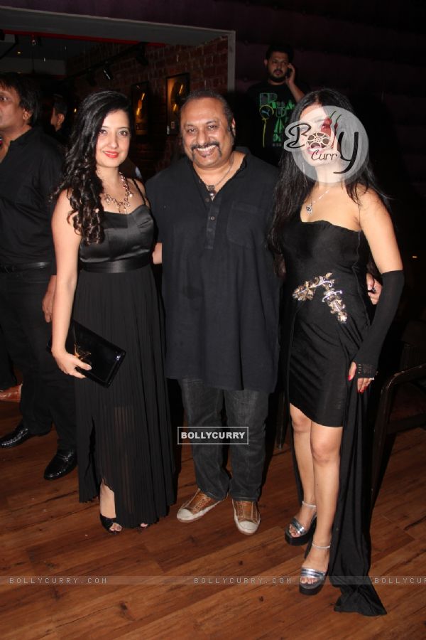 Leslie Lewis poses with Amy Billimoria and Shibani Kashyap at the Music Launch