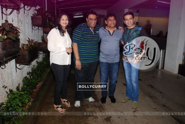 Sajid- Farhad with Johny Lever and his wife Sujatha Lever at the Special screening of Entertainment