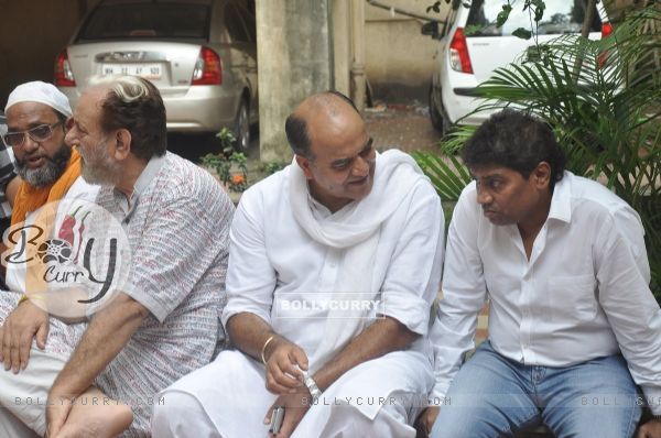 Johny Lever was at the funeral of Dharmesh Tiwari