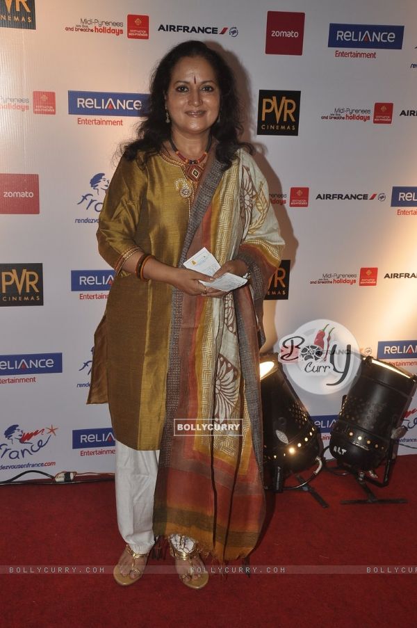 Himani Shivpuri at the Premiere of 100 Foot Journey hosted by Om Puri