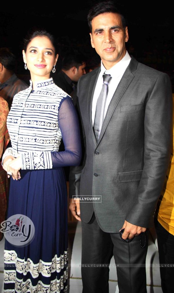 Tammanah and Akshay Kumar were at the Premiere of movie 'Entertainment' (331245)