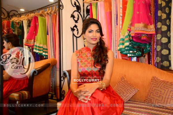 Parvathy Omanakuttan gives a beautiful pose for the camera