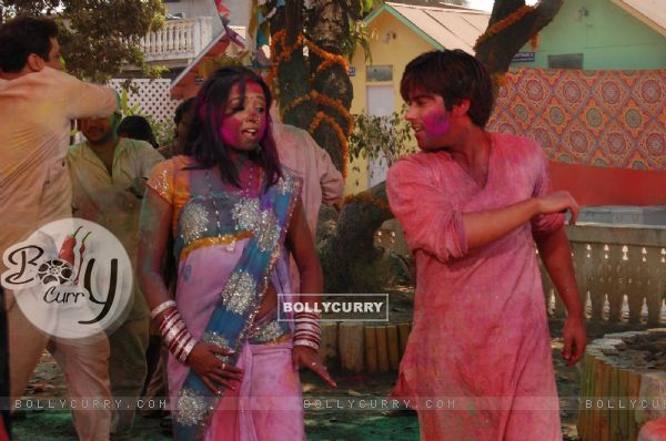 Ranvir and Ragini doing dance in Holi