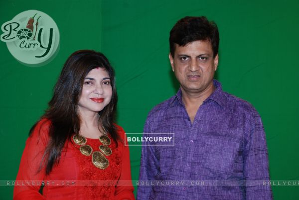 Alka Yagnik with Film Maker Rajeev Walia at the making of Star Studded National Anthem