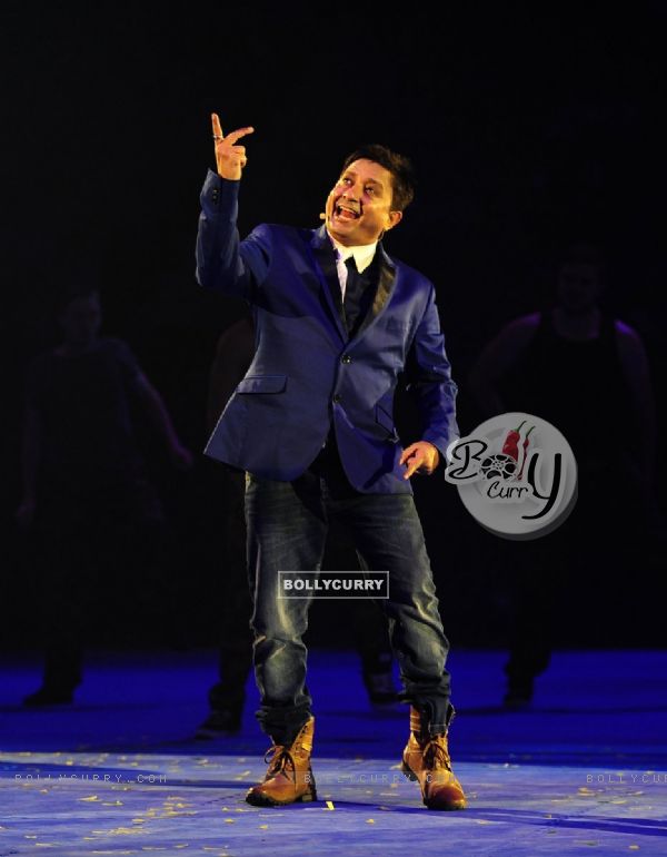 Sukhwinder Singh performs at the Launch of World kabaddi League in London