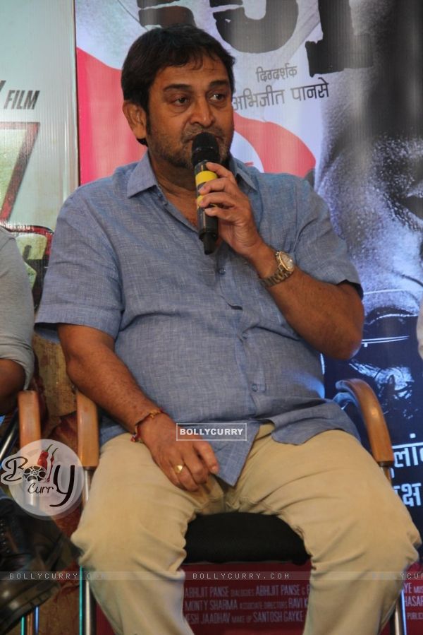 Mahesh Manjrekar addresses the audience at the Promotions of Marathi Film Rege